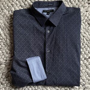 Banana Republic slim fit navy geometc shirt with contrasting cuffs